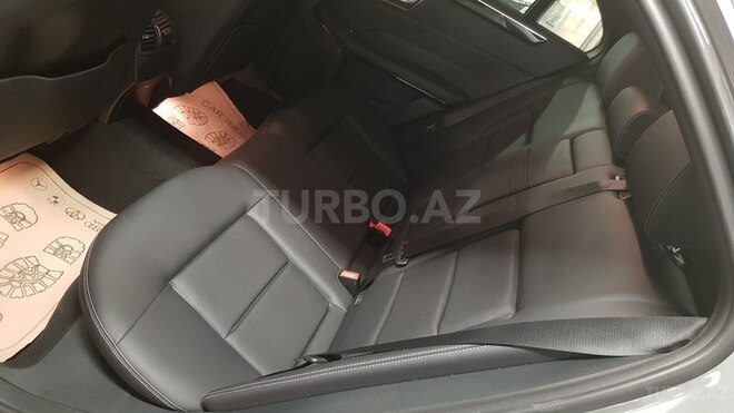 Mercedes E 250 2015, 31,500 km - 2.2 l - Bakı