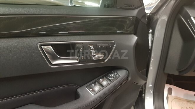 Mercedes E 250 2015, 31,500 km - 2.2 l - Bakı