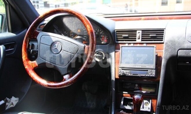 Mercedes C 240 1999, 278,000 km - 2.4 l - Bakı
