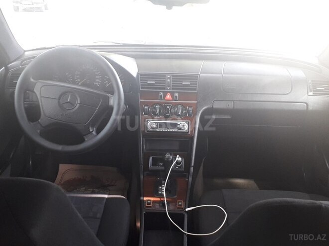 Mercedes C 180 1995, 230,000 km - 1.8 l - Sumqayıt
