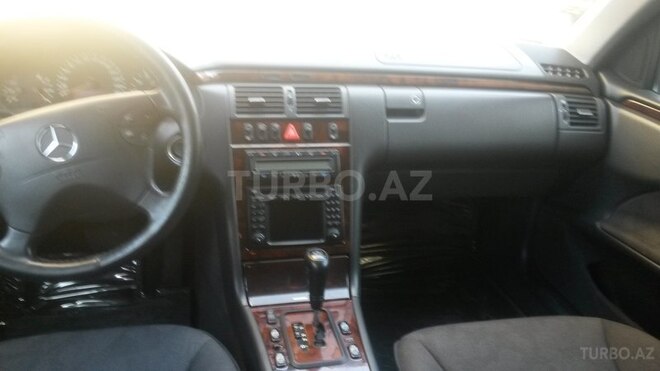 Mercedes E 280 1999, 190,000 km - 2.8 l - Bakı