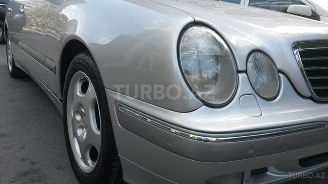 Mercedes E 280 1999, 190,000 km - 2.8 l - Bakı