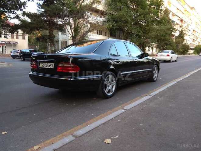 Mercedes E 270 1999, 267,000 km - 2.7 l - Bakı