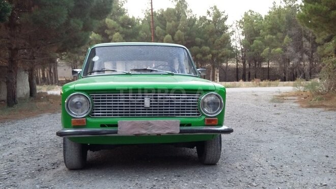 LADA (VAZ) 21011 1975, 250,000 km - 1.6 л - Bakı