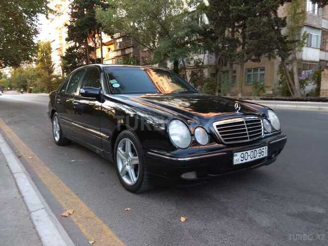 Mercedes E 270 1999, 267,000 km - 2.7 l - Bakı