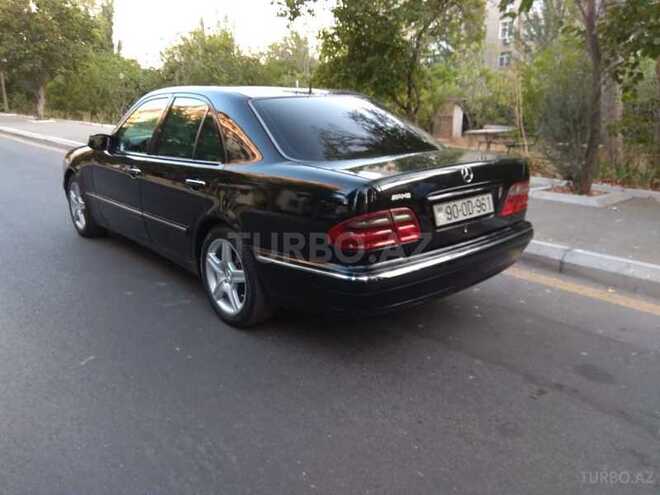 Mercedes E 270 1999, 267,000 km - 2.7 l - Bakı