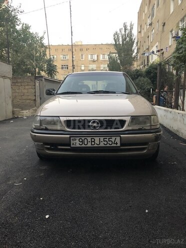 Opel Astra 1997, 280,000 km - 1.6 l - Bakı