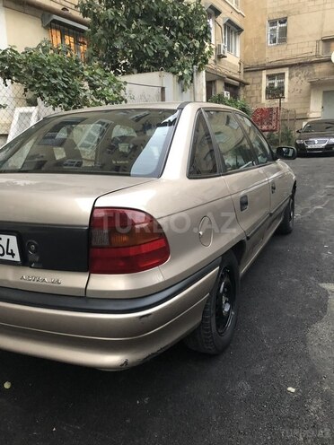 Opel Astra 1997, 280,000 km - 1.6 l - Bakı