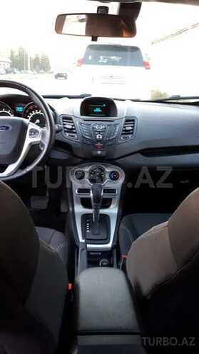 Ford Fiesta 2015, 70,000 km - 1.6 l - Bakı