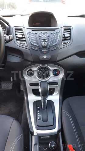 Ford Fiesta 2015, 70,000 km - 1.6 l - Bakı