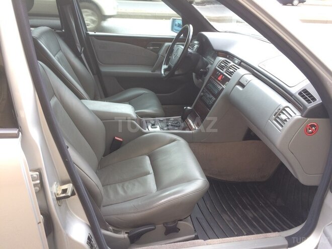 Mercedes E 420 1997, 338,000 km - 4.2 l - Bakı
