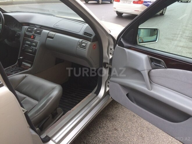 Mercedes E 420 1997, 338,000 km - 4.2 l - Bakı