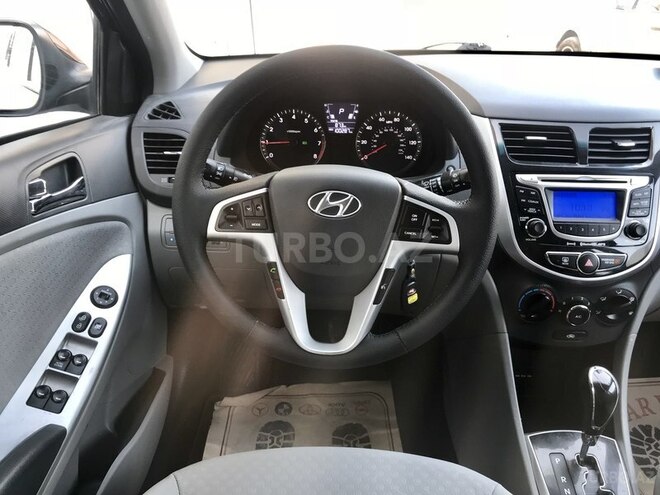 Hyundai Accent 2013, 99,000 km - 1.6 l - Bakı