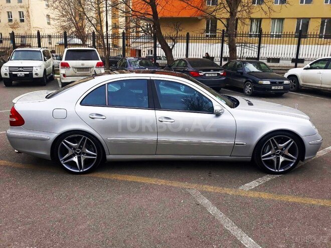 Mercedes E 320 2002, 320,000 km - 3.2 l - Bakı