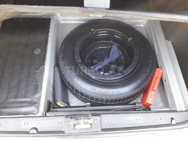 Mercedes E 240 1999, 267,391 km - 2.4 l - Bakı