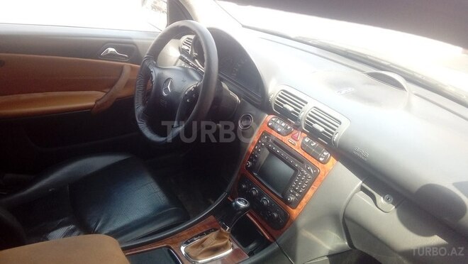 Mercedes C 220 2000, 270,000 km - 2.2 l - Biləsuvar
