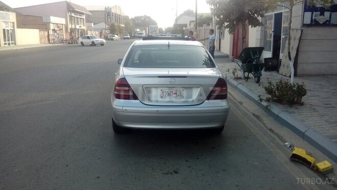Mercedes C 220 2000, 270,000 km - 2.2 l - Biləsuvar