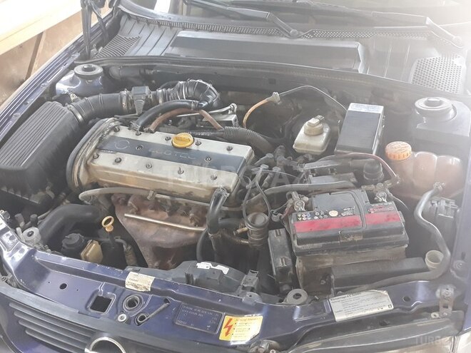 Opel Vectra 1997, 45,000 km - 2.0 l - Bakı