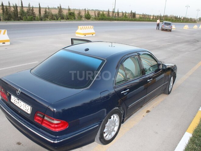 Mercedes E 280 2000, 340,000 km - 2.8 l - Bakı