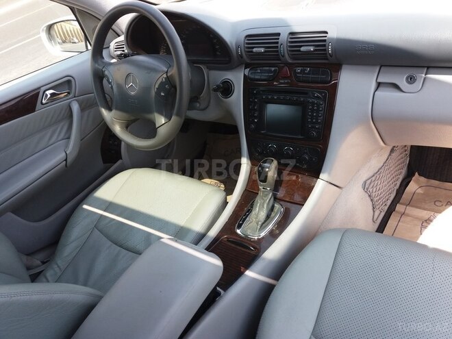 Mercedes C 240 2000, 325,000 km - 2.6 л - Bakı