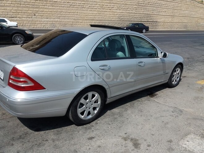 Mercedes C 240 2000, 325,000 km - 2.6 л - Bakı