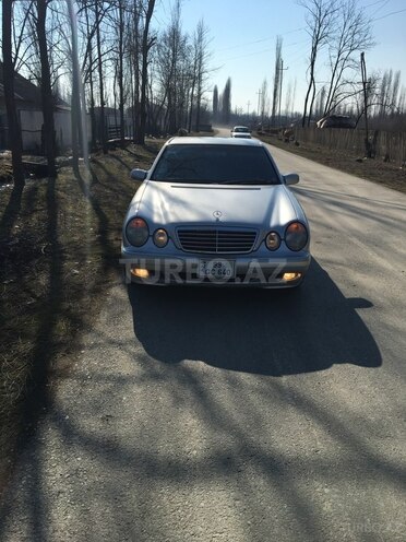 Mercedes E 270 2000, 354,000 km - 2.7 l - Balakən