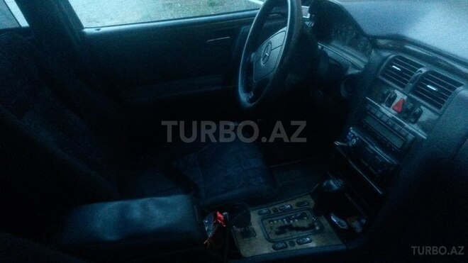 Mercedes E 240 1998, 400,000 km - 2.4 l - Bakı