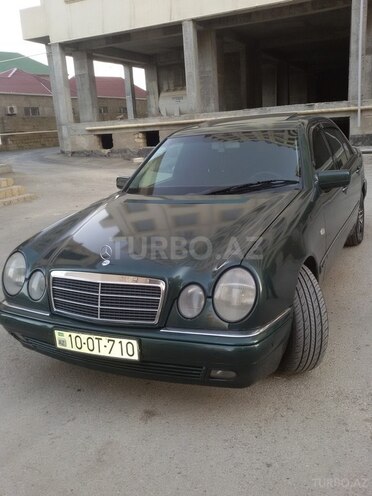 Mercedes E 240 1999, 392,378 km - 2.6 л - Bakı