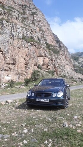Mercedes E 320 2003, 147,000 km - 3.2 l - Bakı