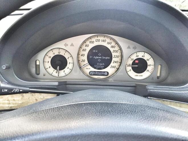 Mercedes E 350 2005, 262,000 km - 3.5 l - Bakı
