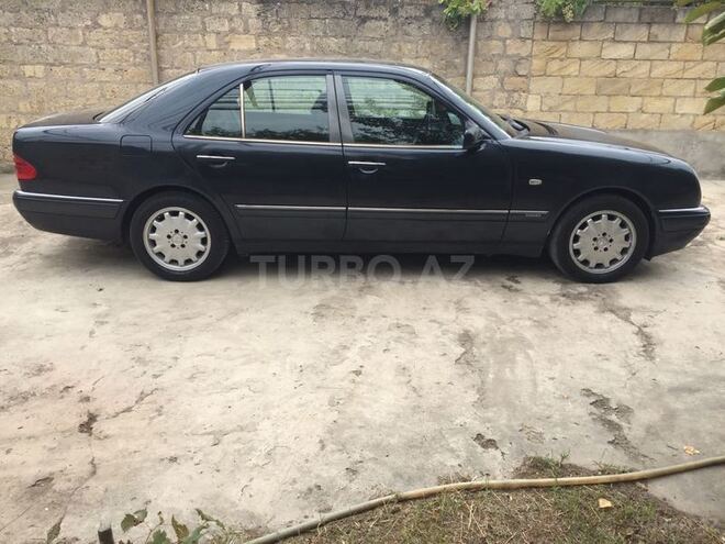 Mercedes E 230 1995, 470,000 km - 0.2 л - Bakı