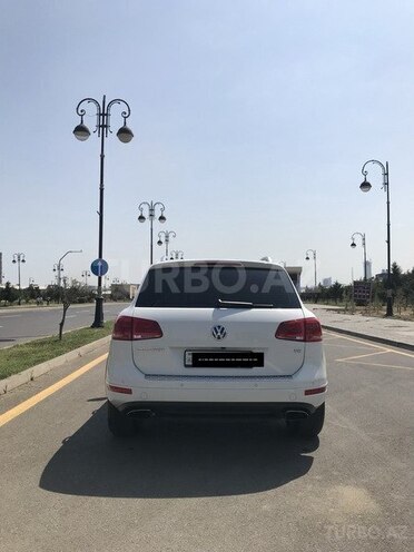 Volkswagen Touareg 2014, 24,000 km - 3.6 l - Bakı