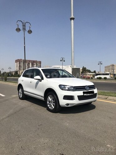 Volkswagen Touareg 2014, 24,000 km - 3.6 l - Bakı