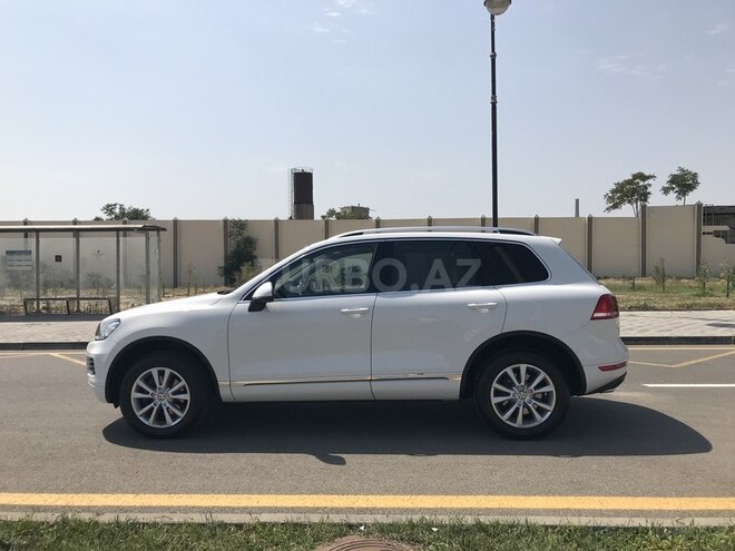 Volkswagen Touareg 2014, 24,000 km - 3.6 l - Bakı