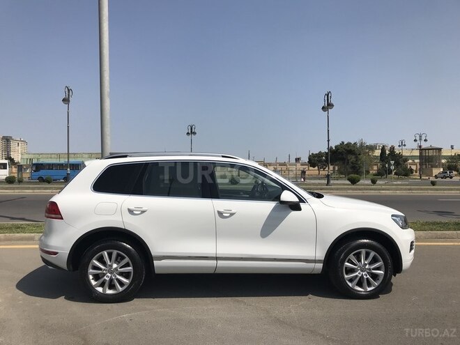 Volkswagen Touareg 2014, 24,000 km - 3.6 l - Bakı