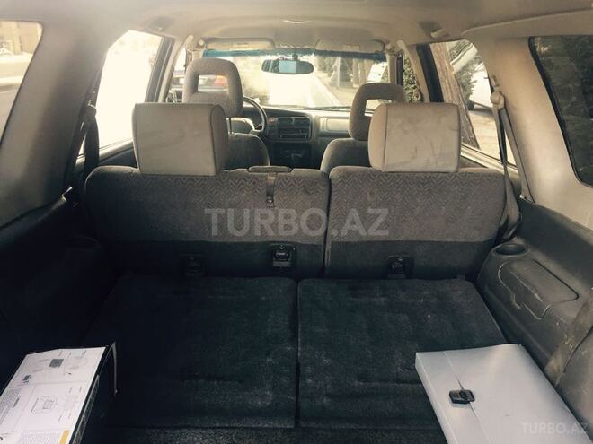 Suzuki Grand Vitara 2001, 170,000 km - 2.7 л - Bakı