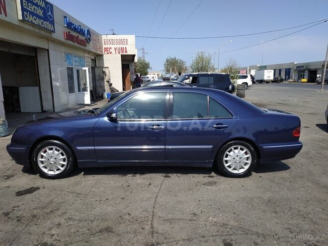 Mercedes E 220 1999, 386,128 km - 2.2 l - Bakı