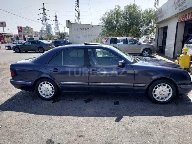Mercedes E 220 1999, 386,128 km - 2.2 l - Bakı