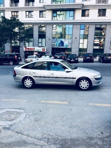 Opel Vectra 1998, 248,000 km - 1.8 l - Bakı