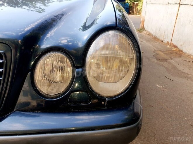 Mercedes E 280 1996, 453,500 km - 2.8 l - Bakı