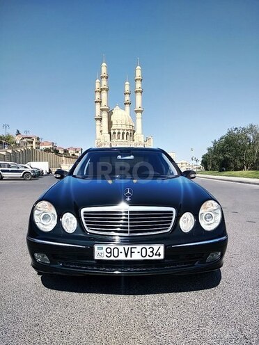 Mercedes E 270 2002, 286,000 km - 2.7 l - Bakı