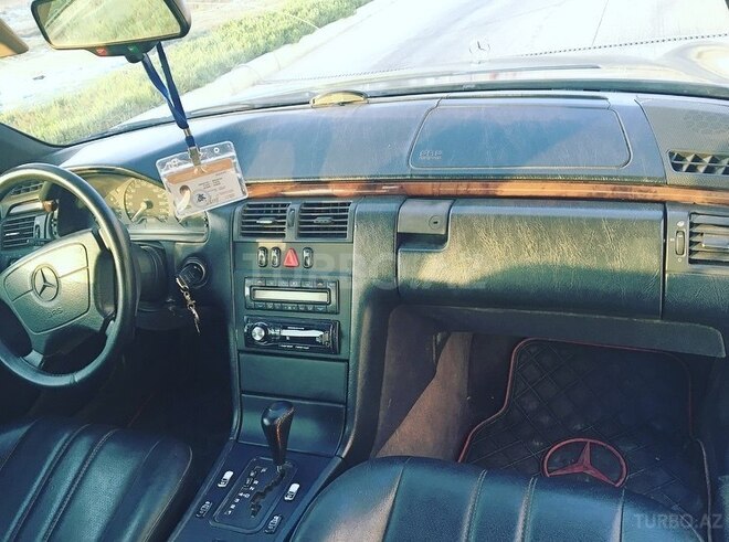 Mercedes E 230 1996, 401,000 km - 2.3 l - Bakı
