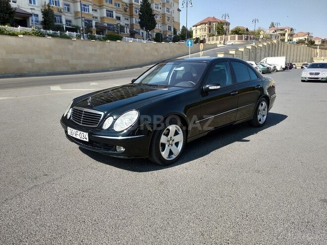 Mercedes E 270 2002, 286,000 km - 2.7 l - Bakı