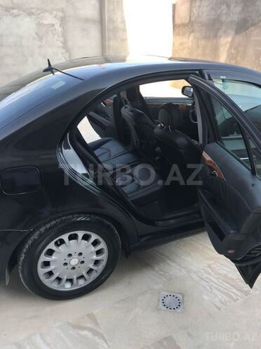 Mercedes E 220 2003, 223,280 km - 2.2 l - Bakı