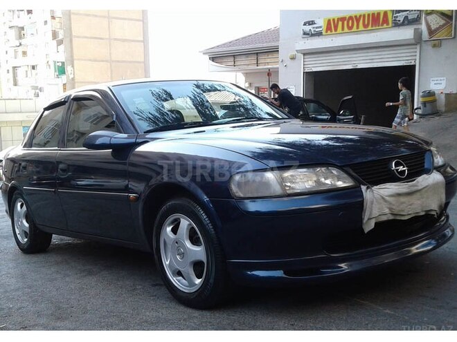 Opel Vectra 1998, 245,000 km - 1.8 l - Bakı