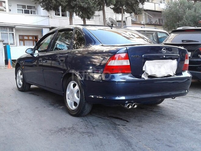 Opel Vectra 1998, 245,000 km - 1.8 l - Bakı
