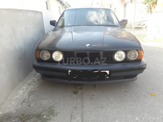 BMW 520 1988, 175,000 km - 2.0 л - Bakı