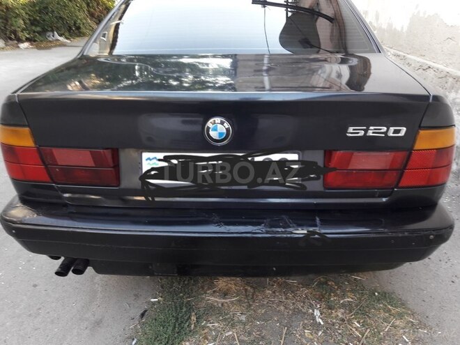 BMW 520 1988, 175,000 km - 2.0 л - Bakı