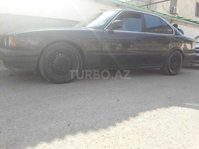 BMW 520 1988, 175,000 km - 2.0 л - Bakı