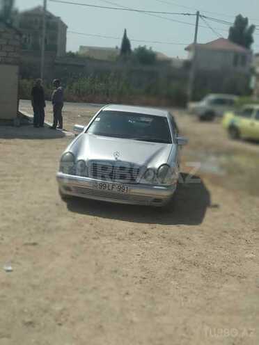 Mercedes E 230 1997, 325,000 km - 2.3 l - Bakı
